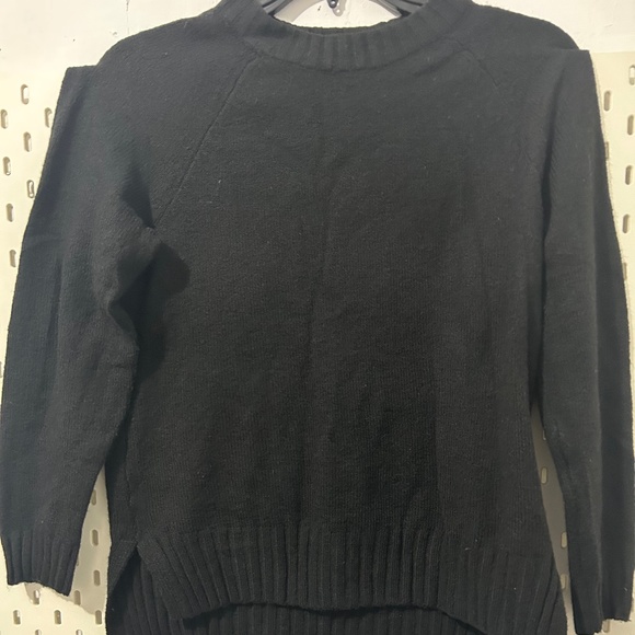 Knit sweater - Picture 1 of 2